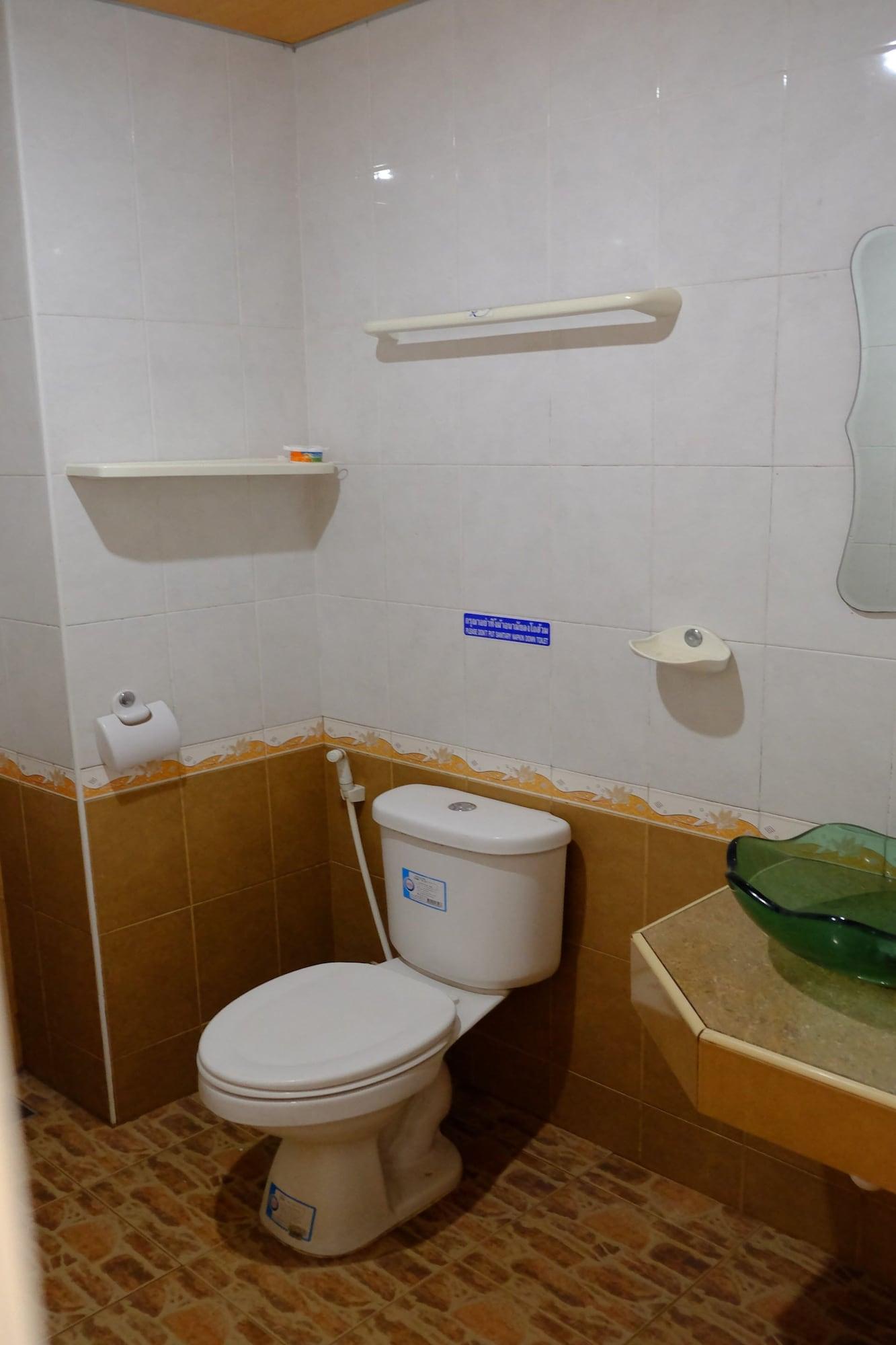 ראיונג Banchang Apartment And Hotel מראה חיצוני תמונה